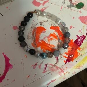 Shades of grey glass beads bracelet